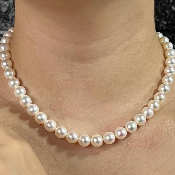 Akoya Pinkish White Choker Pearls with 14K gold lock. 17” Authentic - Picture 6 of 7